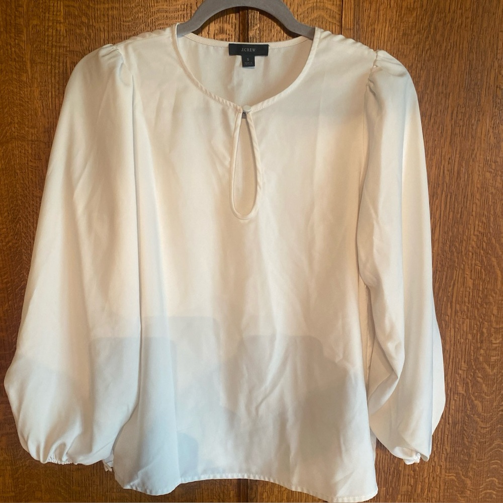 J. Crew ivory puff sleeve  Women's Blouse Sz S key hole neckline